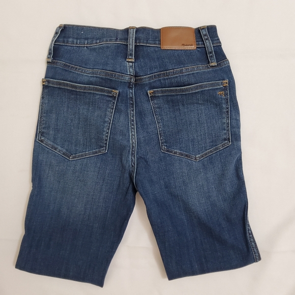 Madewell 10" High-Rise Skinny Jeans in Danny Wash Size 25P - Picture 4 of 9